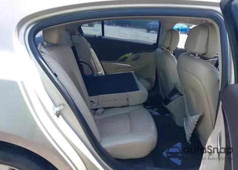 2014 Buick Lacrosse Leather Group z USA, uszkodzony, nr VIN 1G4GB5GR2EF285584